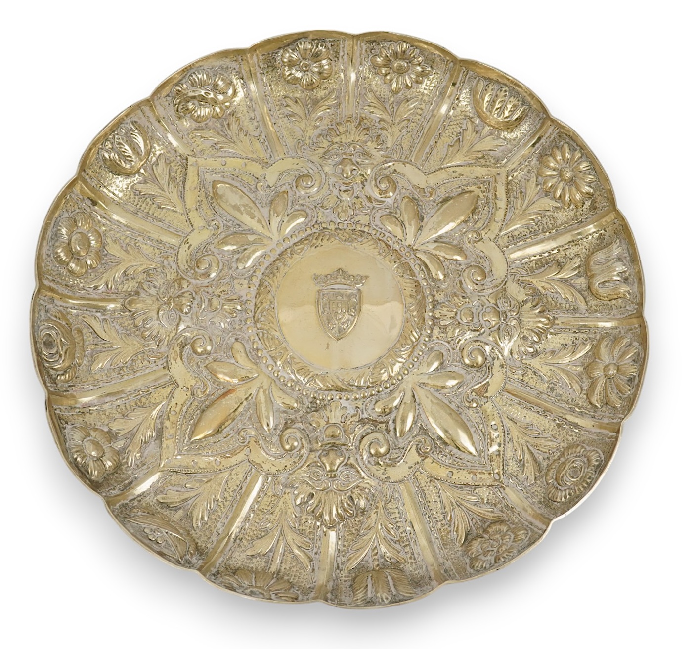 A late 19th/early 20th century Portuguese 833 standard embossed silver shallow dish